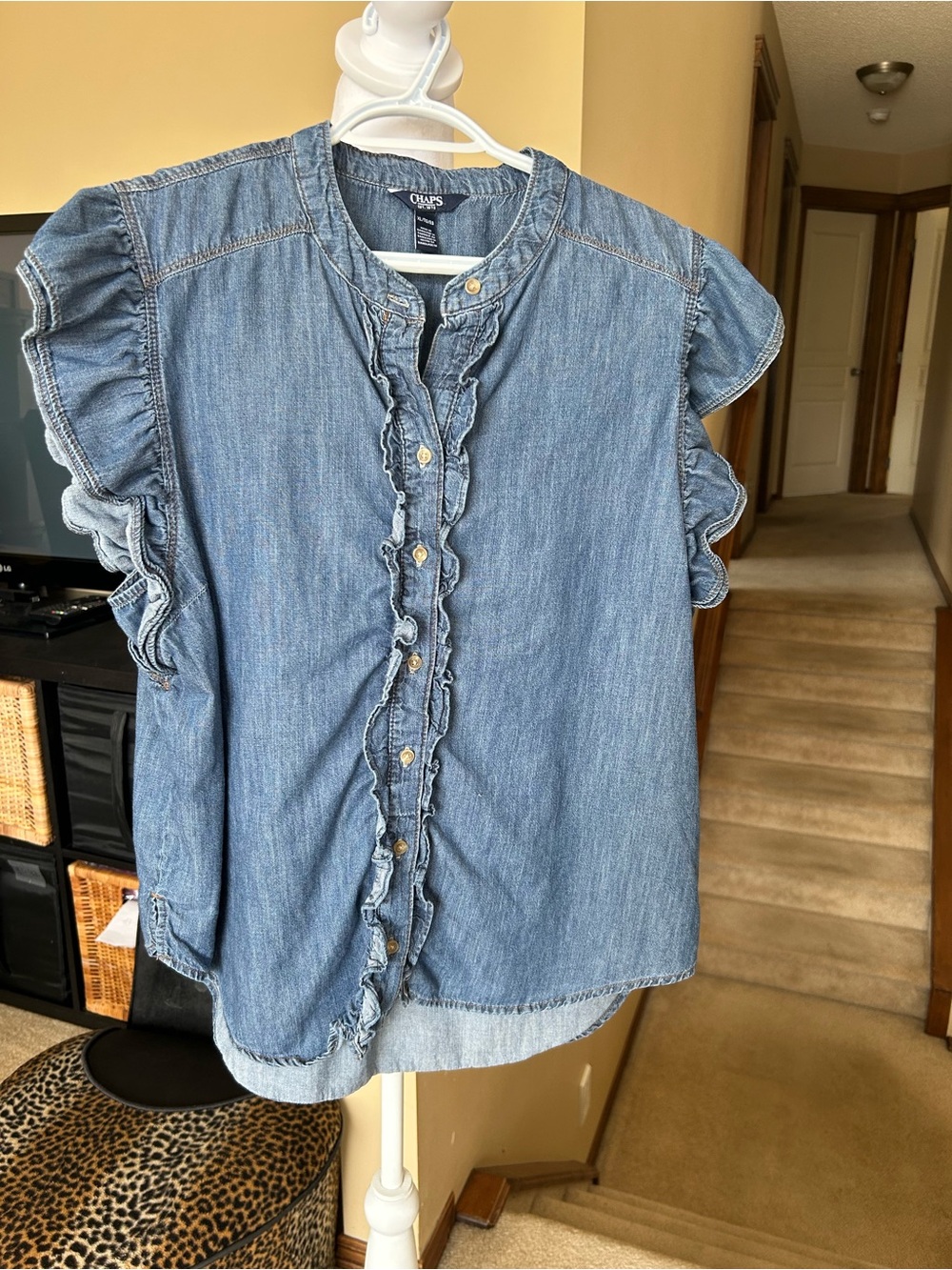 Chaps Light Blue Chambray Cap Sleeve Ruffle-Trim Denim Top